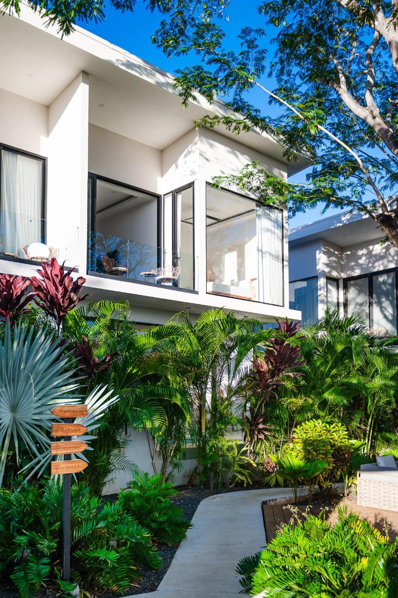 Mvillas Luxury Villas With Beach Club Access & Sauna 塔马林多 外观 照片