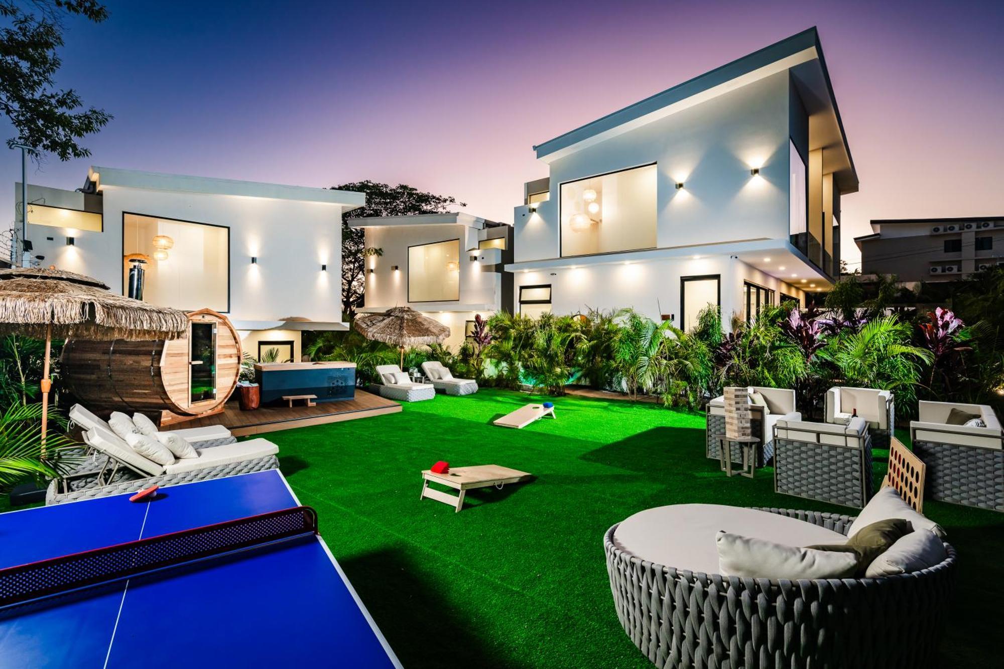 Mvillas Luxury Villas With Beach Club Access & Sauna 塔马林多 外观 照片