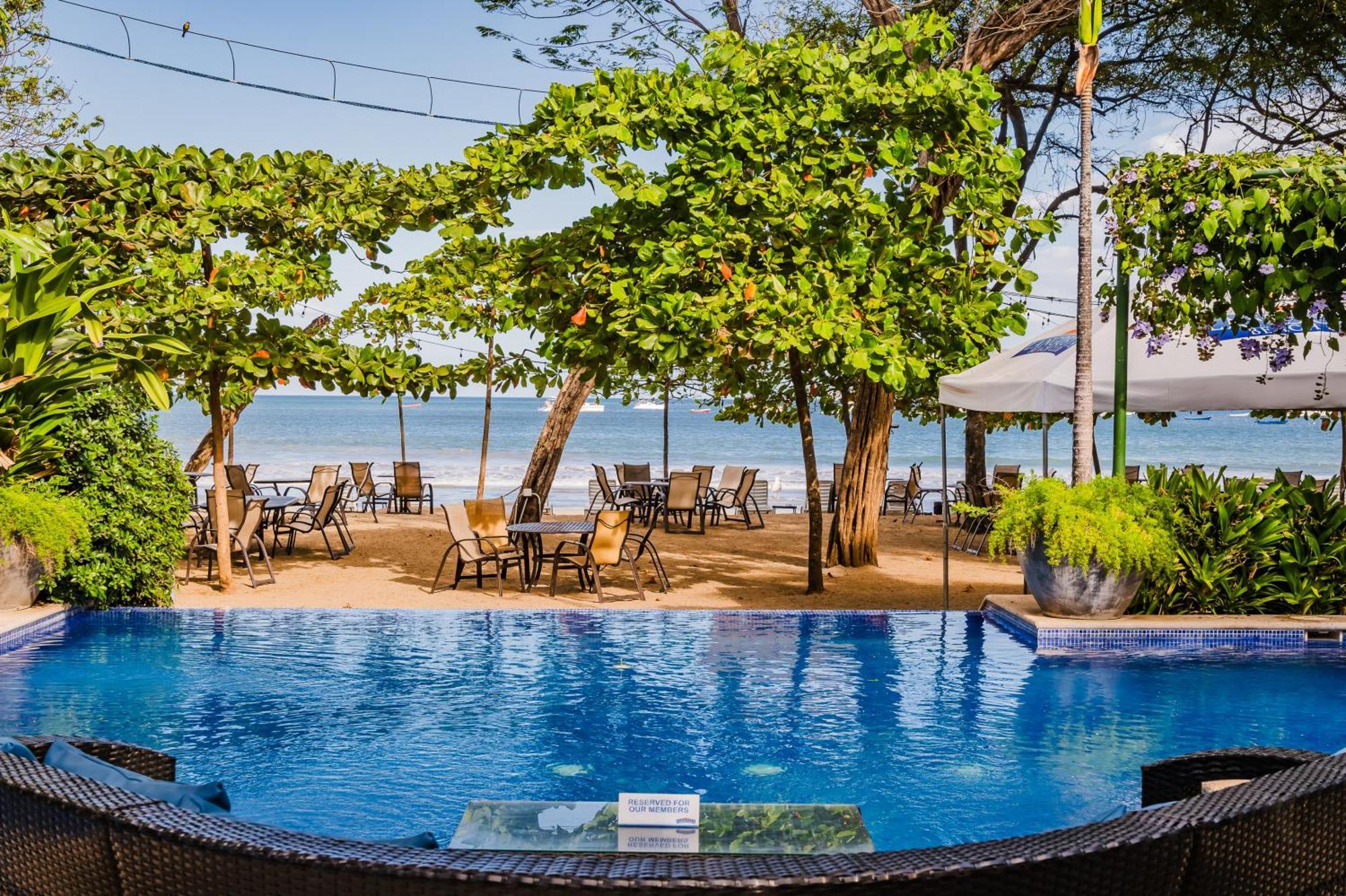 Mvillas Luxury Villas With Beach Club Access & Sauna 塔马林多 外观 照片